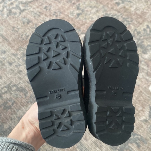 Toddler Zara Boots - Picture 3 of 4